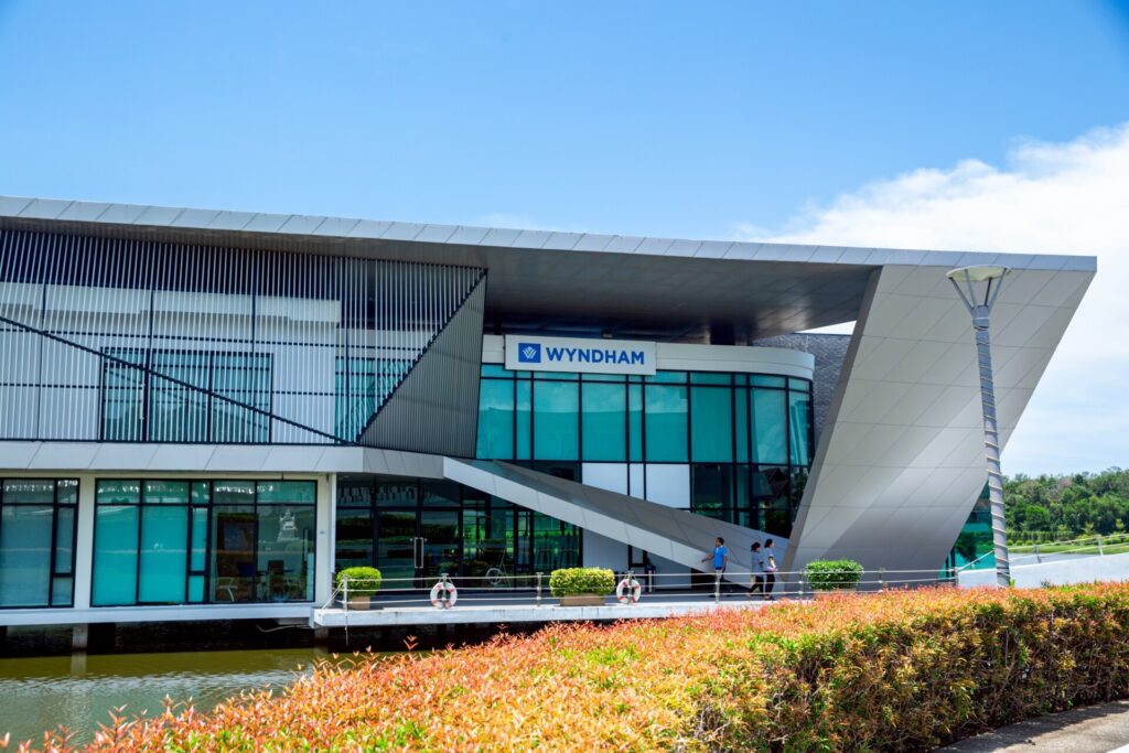 Royal Lee The Terminal Phuket